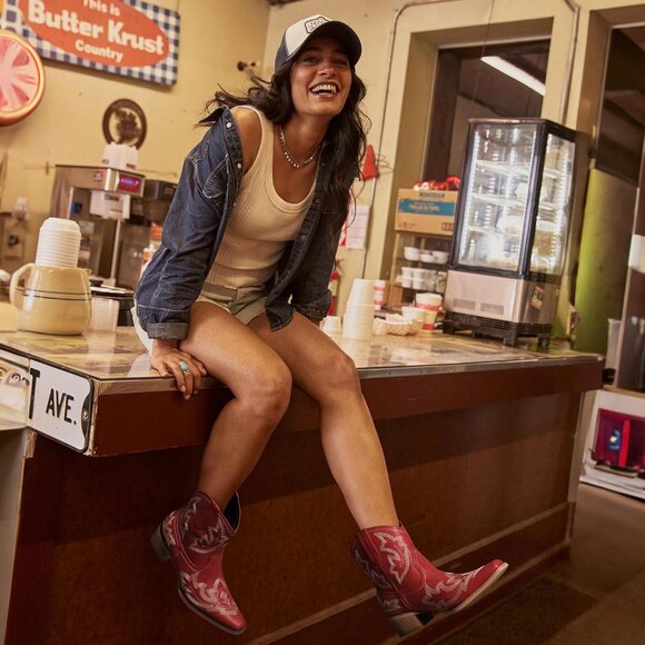 Women Red Rubber Ankle Boot Short Booties for Ladies Classic Fashion Embroidered - Picture 3 of 5